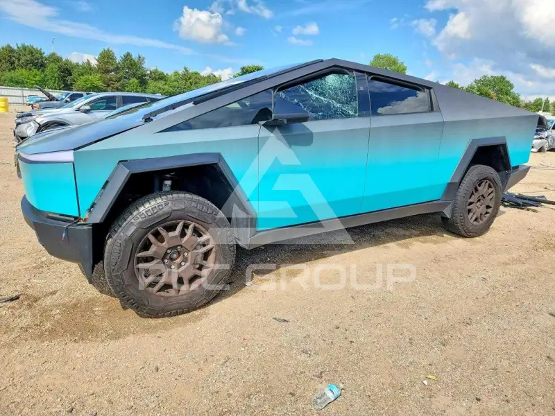 2024 Tesla Cybertruck photo