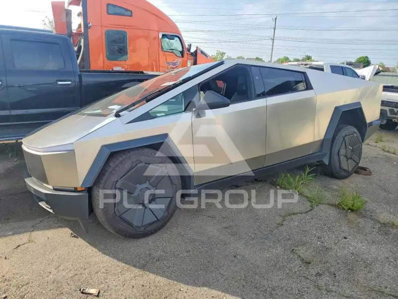 2024 Tesla Cybertruck фото
