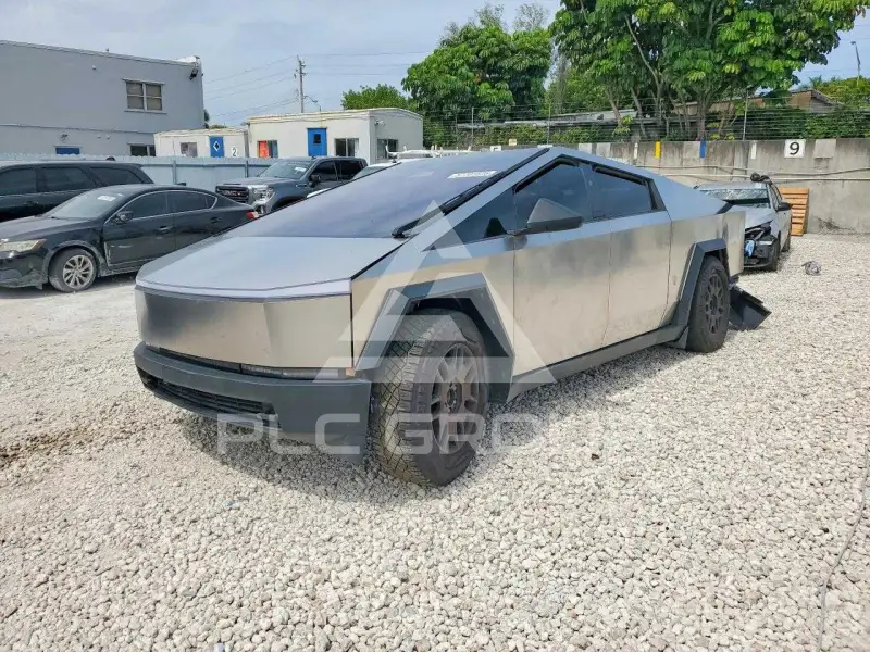 2024 Tesla Cybertruck photo
