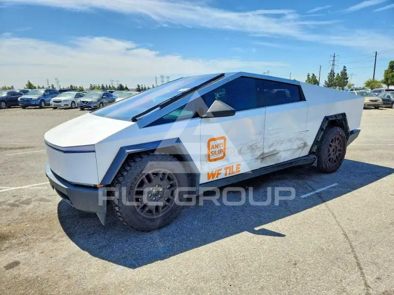 2024 Tesla Cybertruck фото
