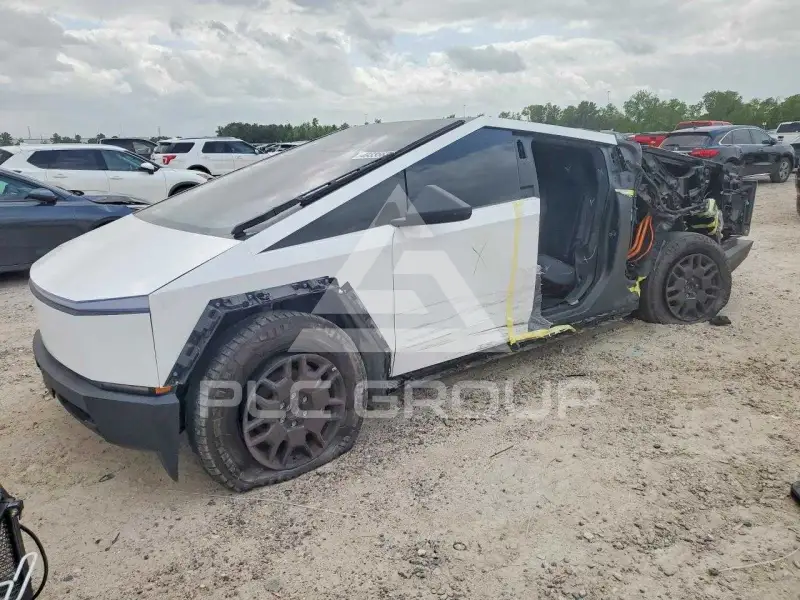 2024 Tesla Cybertruck photo