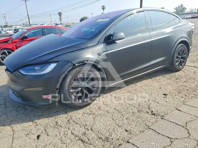 2024 Tesla Model X фото