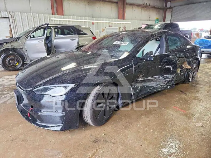 2024 Tesla Model S фото