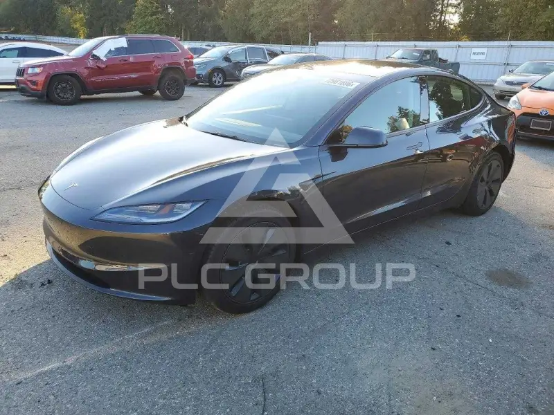 2024 Tesla Model 3 фото