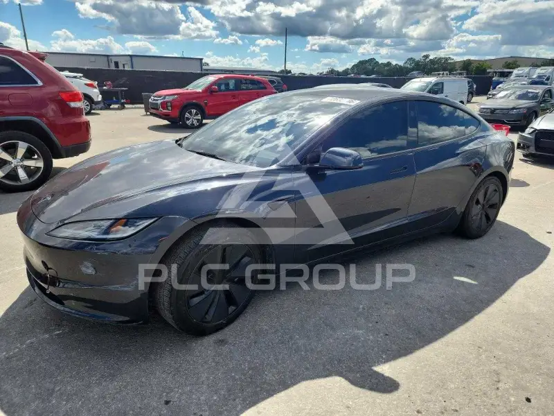 2024 Tesla Model 3 photo
