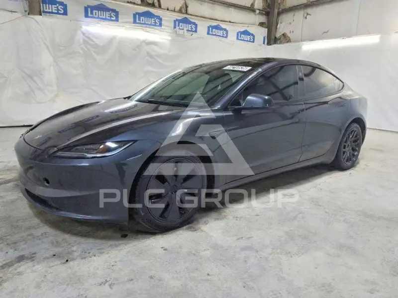 2024 Tesla Model 3 фото