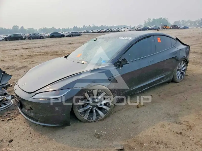 2024 Tesla Model 3 фото