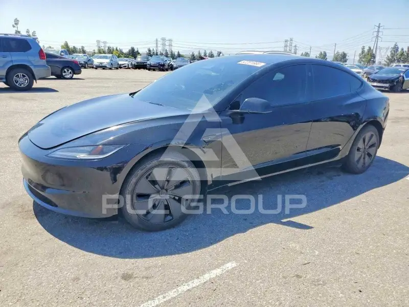 2024 Tesla Model 3 фото