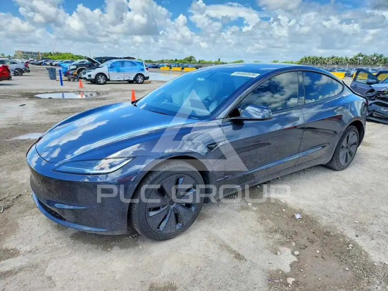 2024 Tesla Model 3 photo