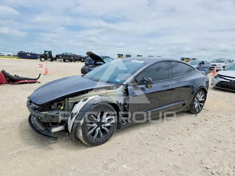 2024 Tesla Model 3 photo