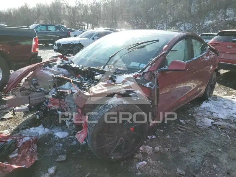 2024 Tesla Model 3 фото