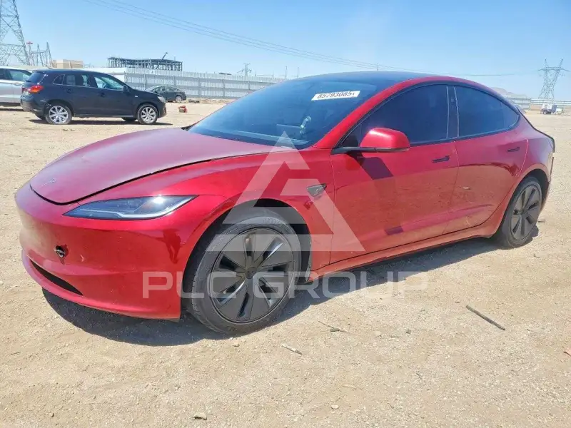 2024 Tesla Model 3 фото
