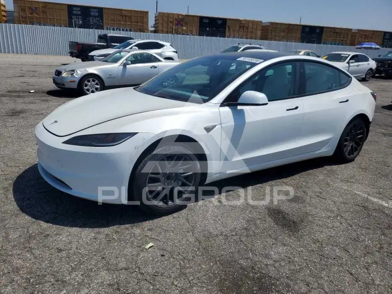 2024 Tesla Model 3 photo