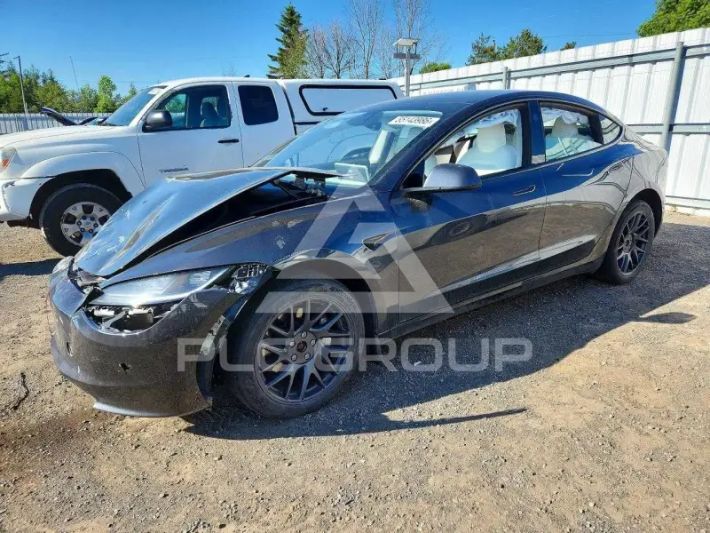 2024 Tesla Model 3 фото