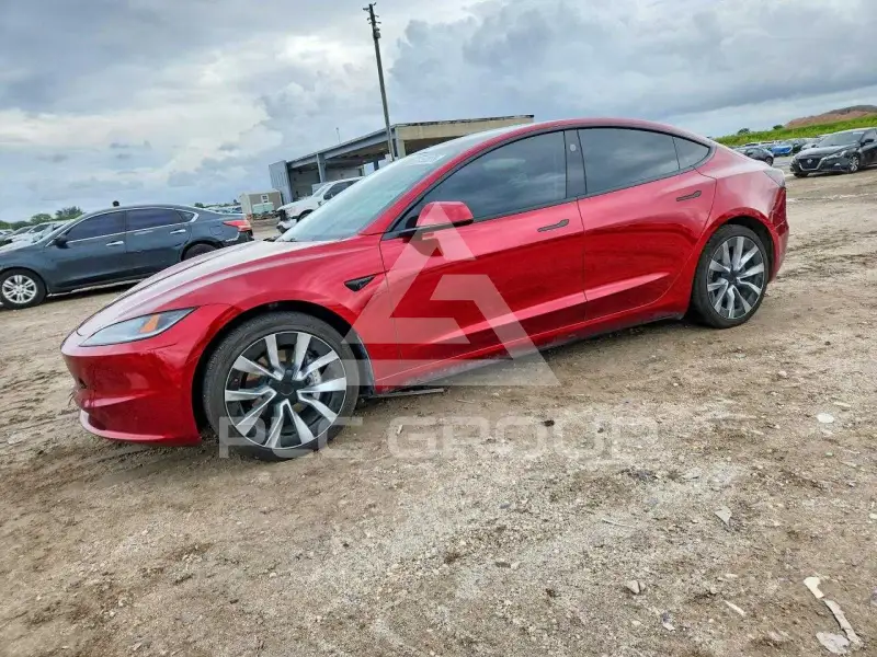 2024 Tesla Model 3 photo