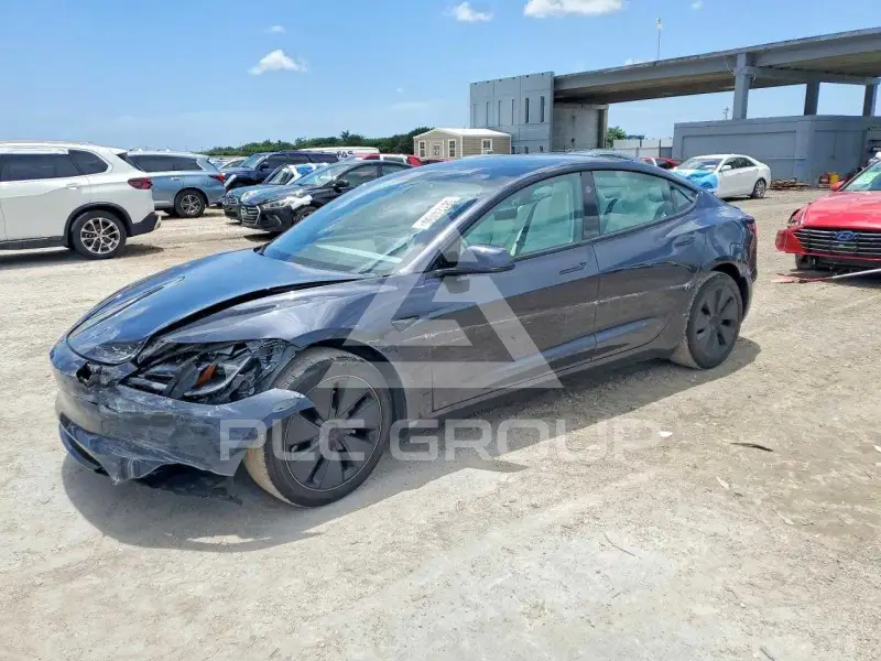 2024 Tesla Model 3 photo