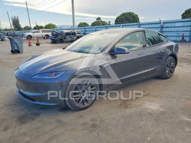 2024 Tesla Model 3 photo