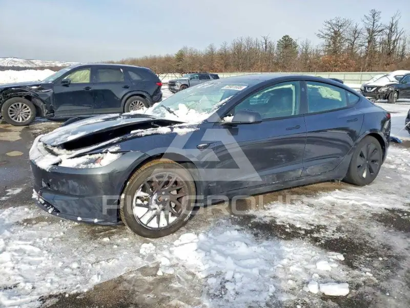 2024 Tesla Model 3 photo