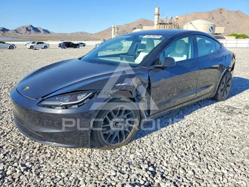 2024 Tesla Model 3 фото