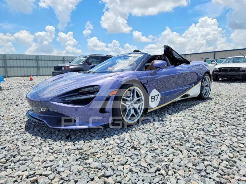 2024 McLaren  фото