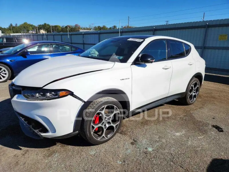 2024 Alfa Romeo Tonale photo
