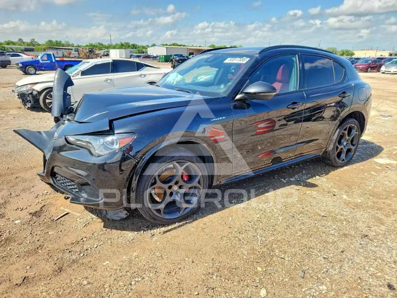 2024 Alfa Romeo Stelvio фото
