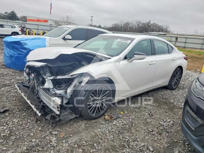 2024 Lexus ES300 фото