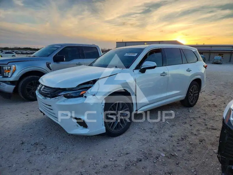 2024 Lexus TX фото