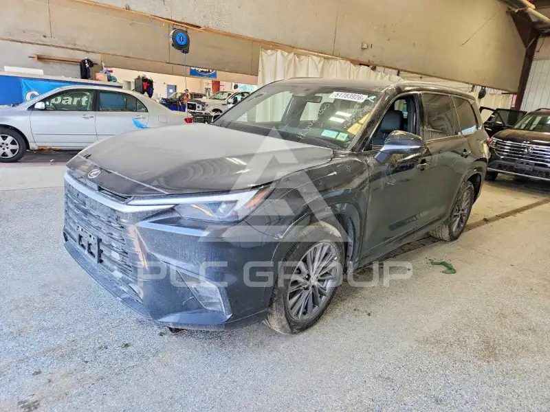 2024 Lexus  фото