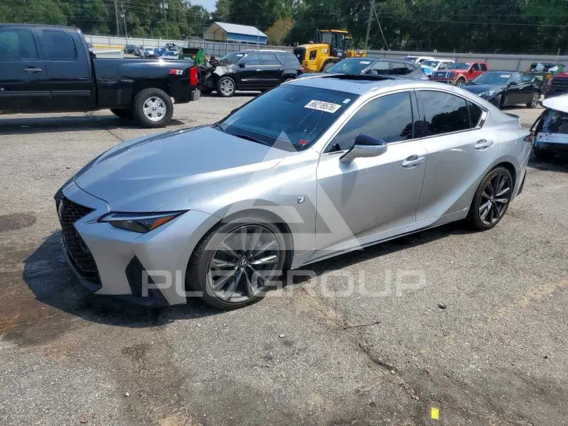 2024 Lexus IS photo