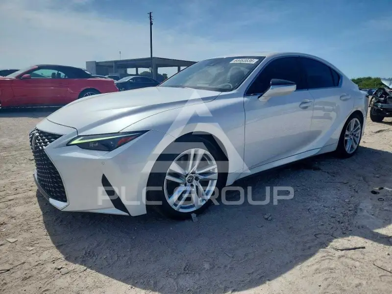 2024 Lexus IS фото