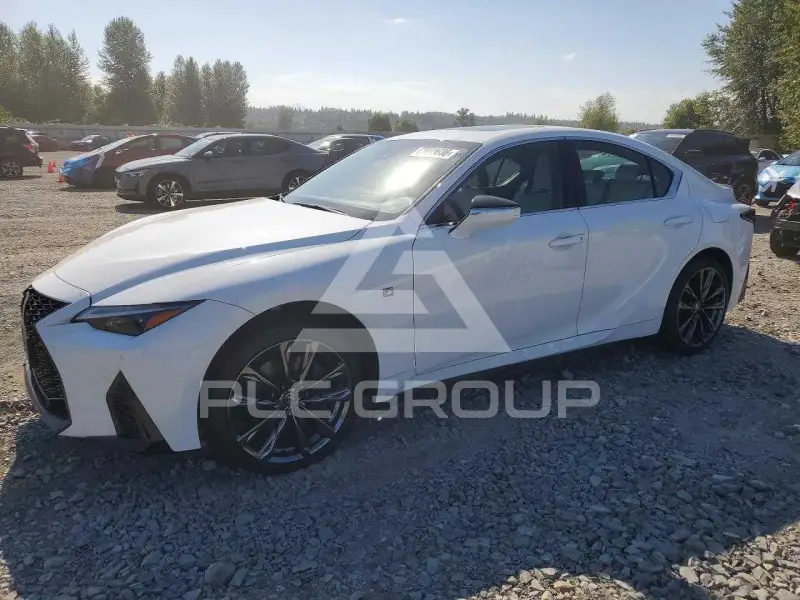 2024 Lexus IS фото