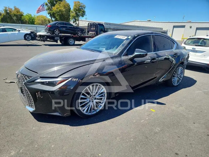 2024 Lexus IS фото