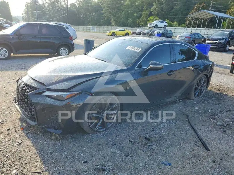 2024 Lexus IS photo
