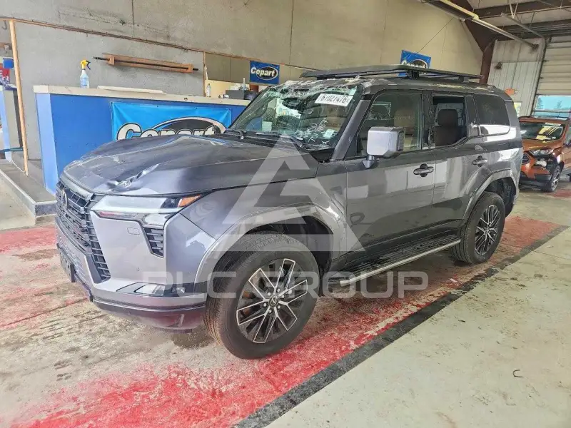 2024 Lexus GX photo
