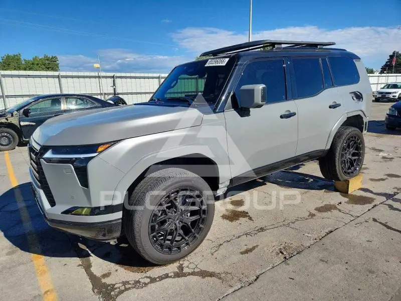 2024 Lexus GX photo