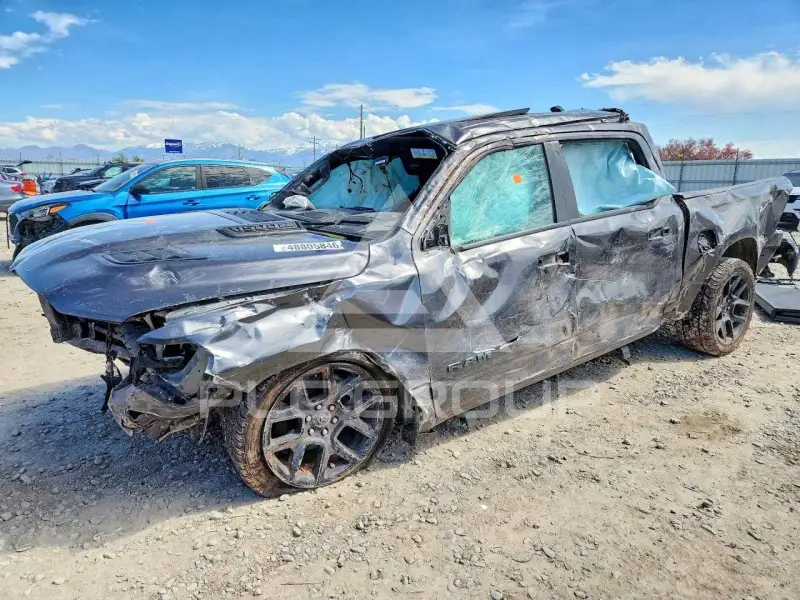 2024 RAM 1500 photo