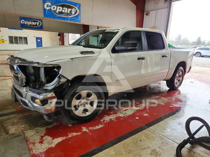 2024 RAM 1500 photo