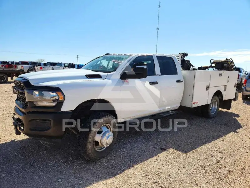 2024 RAM 3500 photo
