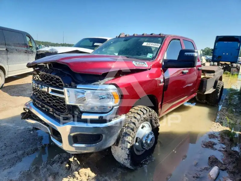 2024 RAM 3500 photo