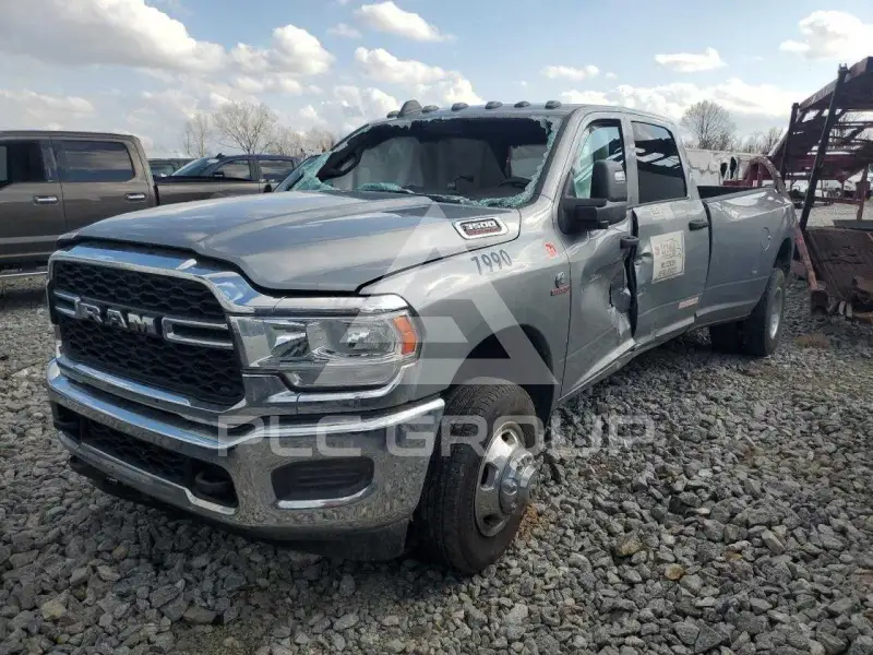 2024 RAM 3500 photo