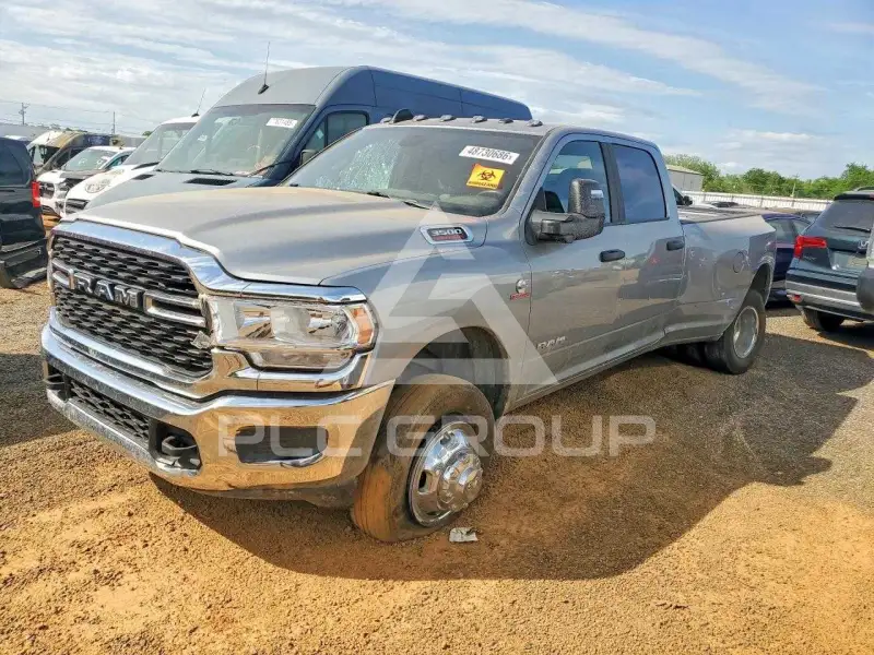 2024 RAM 3500 photo