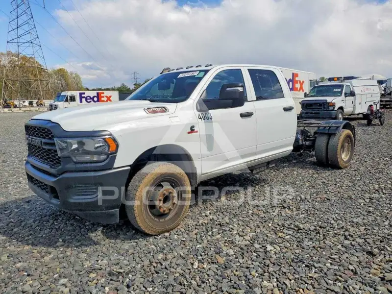 2024 RAM 3500 photo