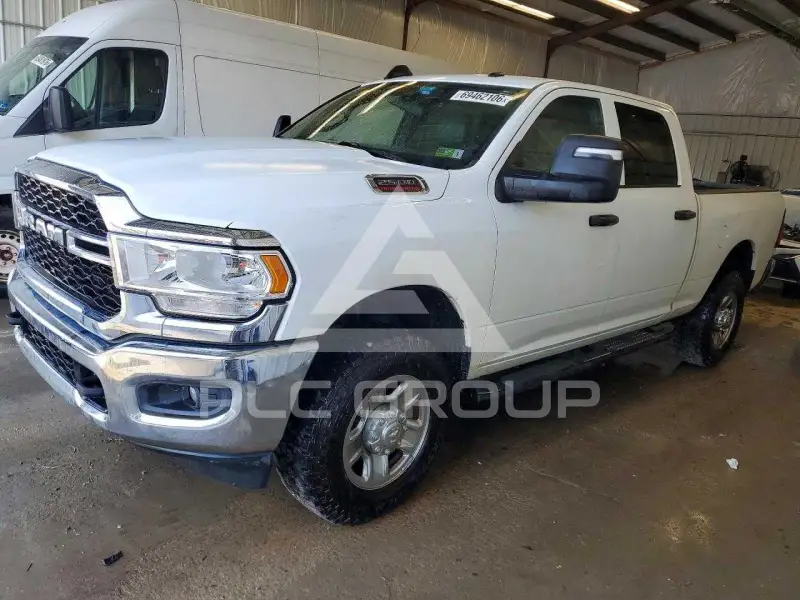 2024 RAM 2500 photo