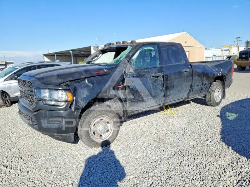 2024 RAM 2500 photo
