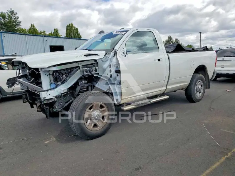 2024 RAM 2500 photo