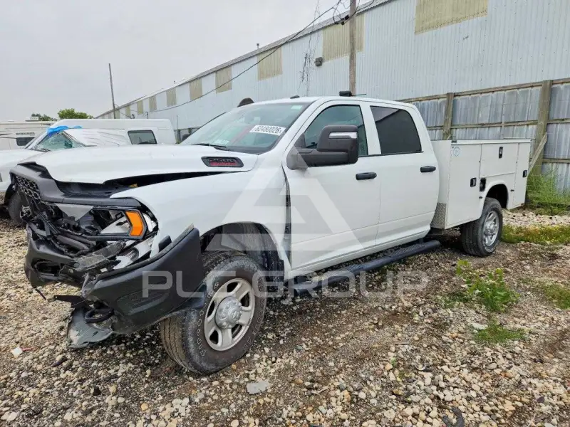 2024 RAM 2500 photo