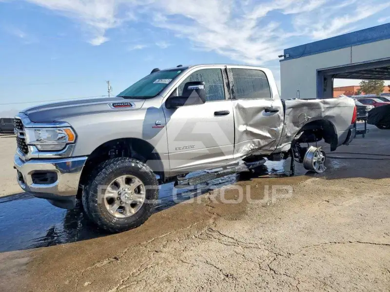 2024 RAM 2500 photo