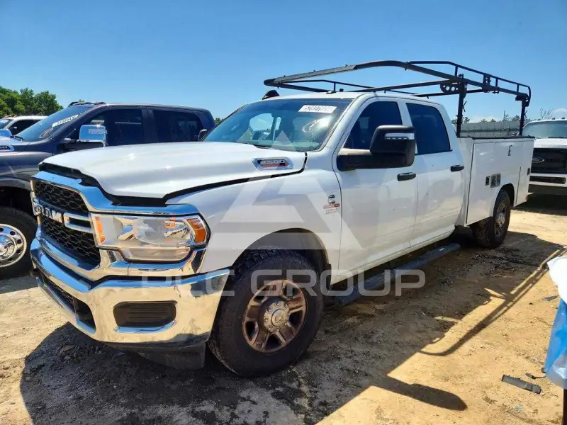 2024 RAM 2500 photo