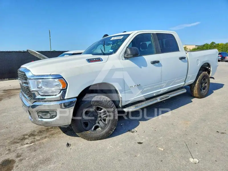 2024 RAM 2500 photo